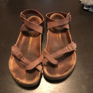Birkenstocks (yara style)